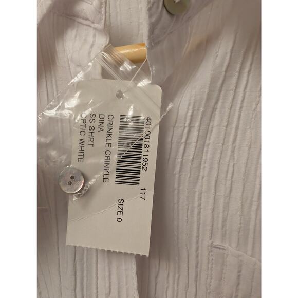 Lot of 2 Chico's Crinckle Short Sleeve Button Shirt Optic White Blue Minimalist - Picture 6 of 10